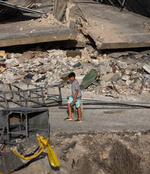 Bombardeos en la aldea de Zaita, en el sur del Líbano, el 23 de septiembre de 2024. Imagen de los bombardeos en la aldea de Zaira (Sur de Líbano)