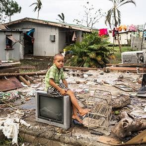 Ayuda en Emergencias Un niño en una situación de emergencia